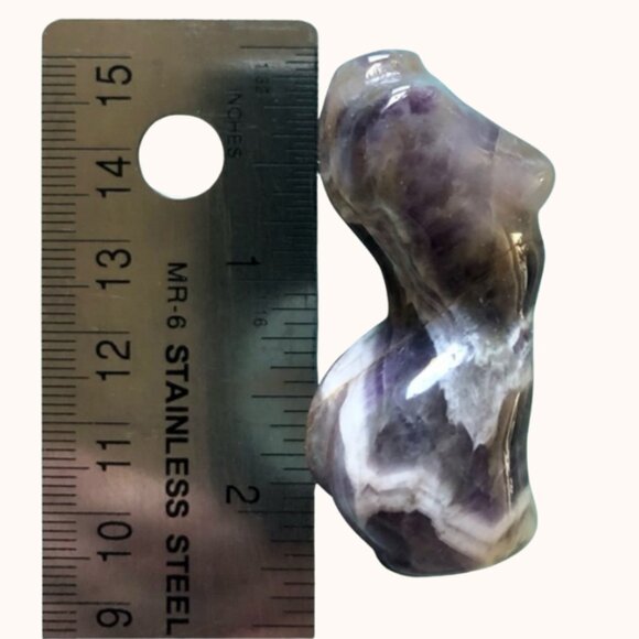 NWOT⭐ Chevron Amethyst Female Carving - Picture 9 of 12